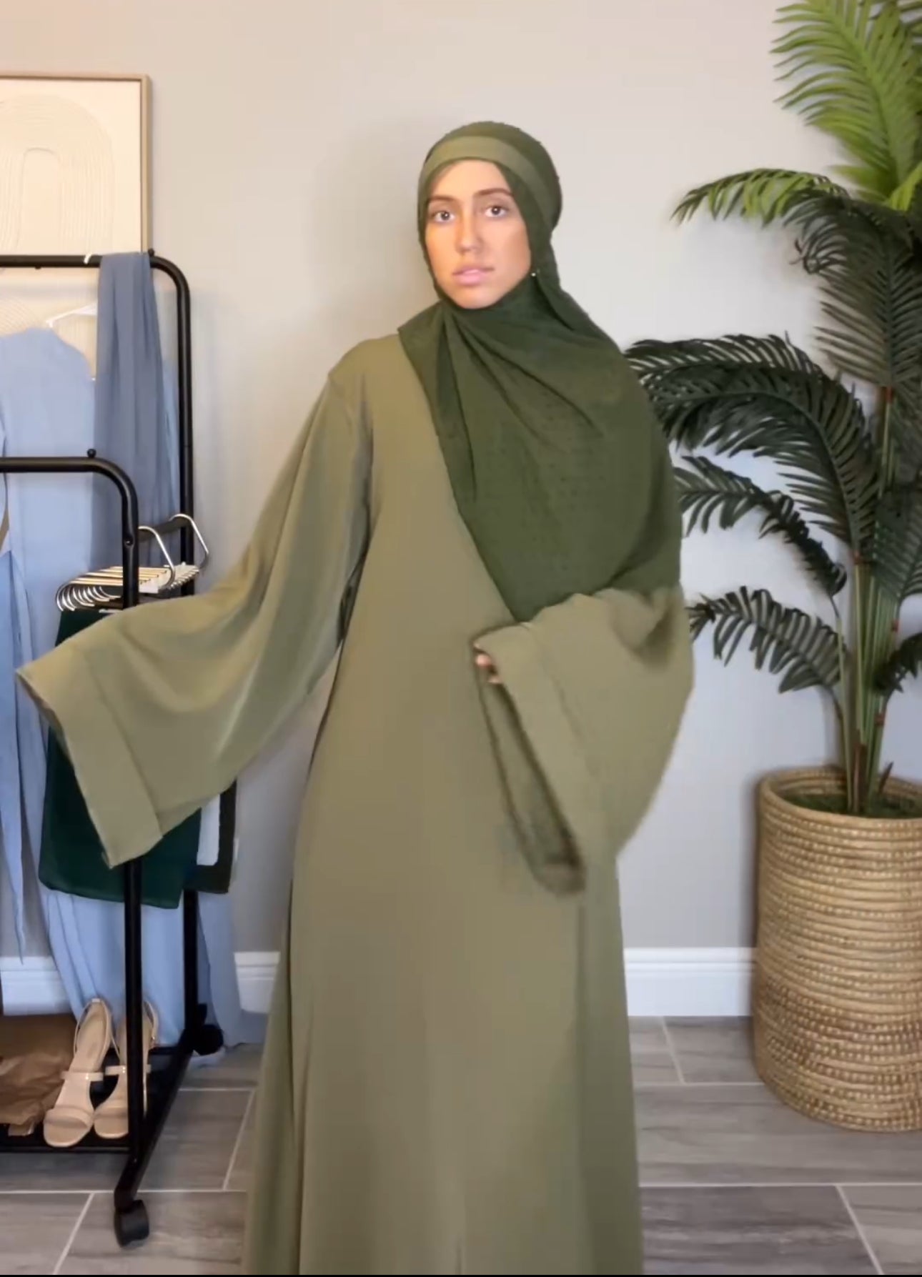 Olive Green Abaya - Ayesha’s Collection