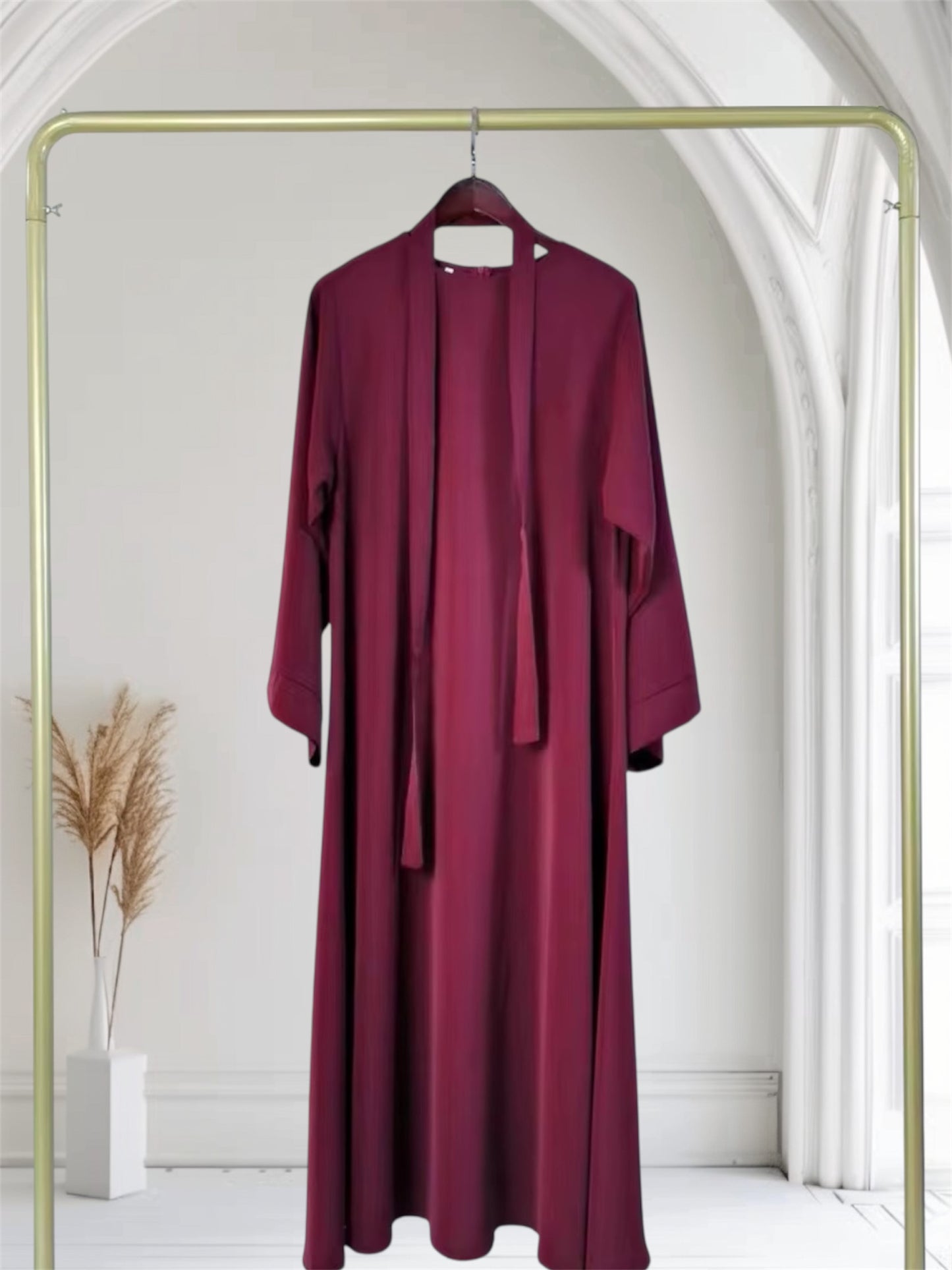 Essential Dubai Abaya | Burgundy